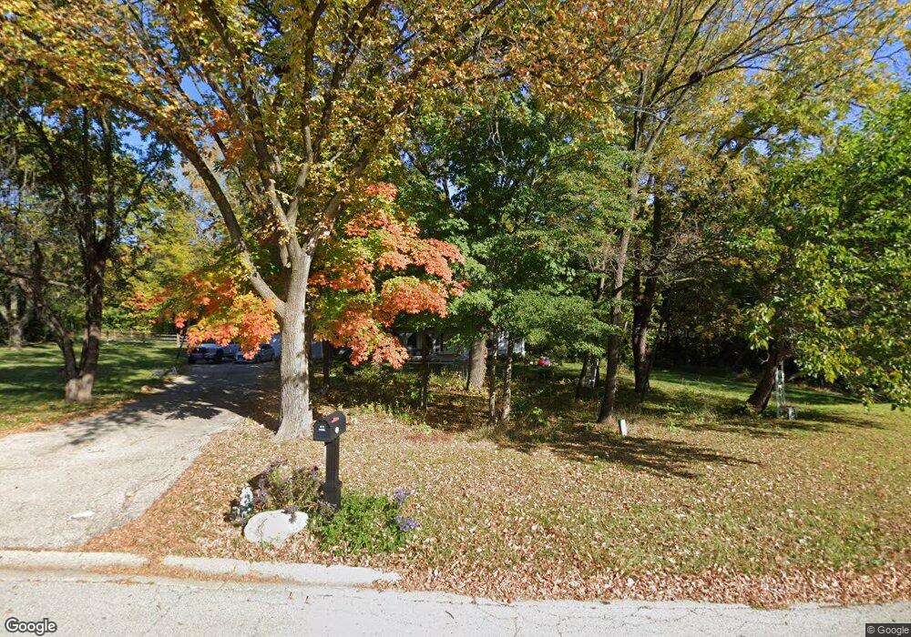 36W762 Middlecreek Ln unit 1, Saint Charles, IL 60175 - photo 1