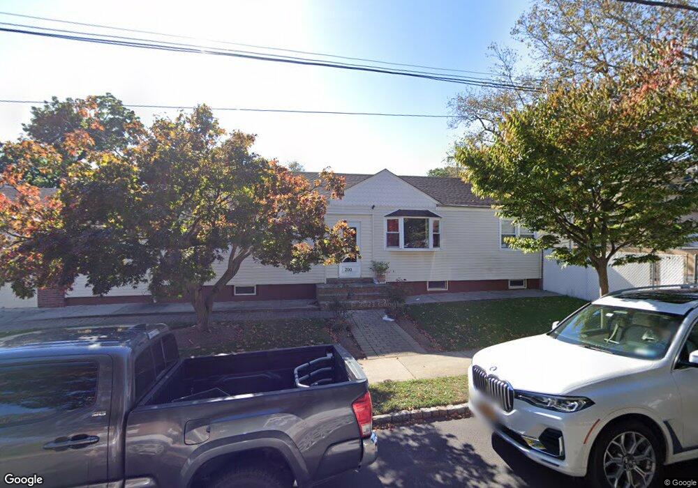 200 Edison St, Staten Island, NY 10306 - photo 1