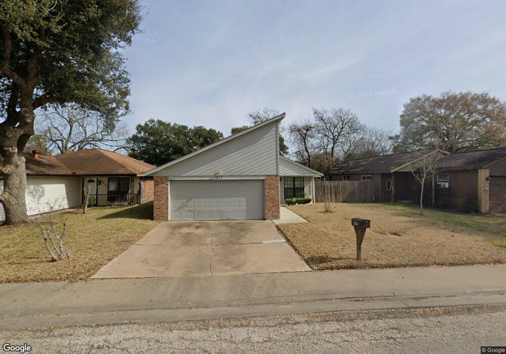 1917 Tremont Ct, Rosenberg, TX 77471 - photo 1