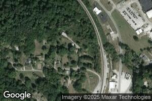 200 Creastview Dr, Dongola, IL 62926