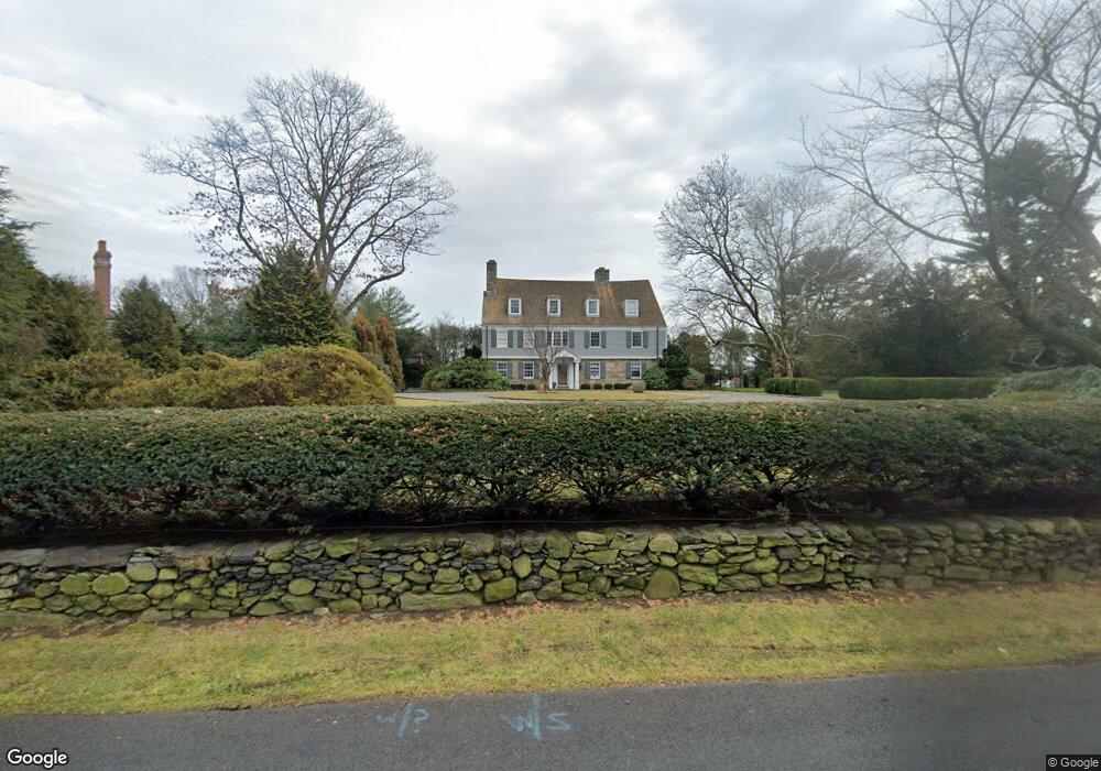 569 Sasco Hill Rd, Fairfield, CT 06824 - photo 1