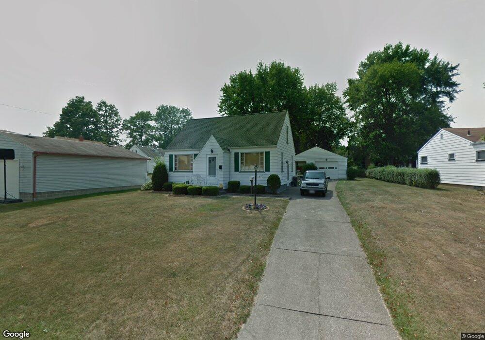 597 Idora Ln, Struthers, OH 44471 - photo 1