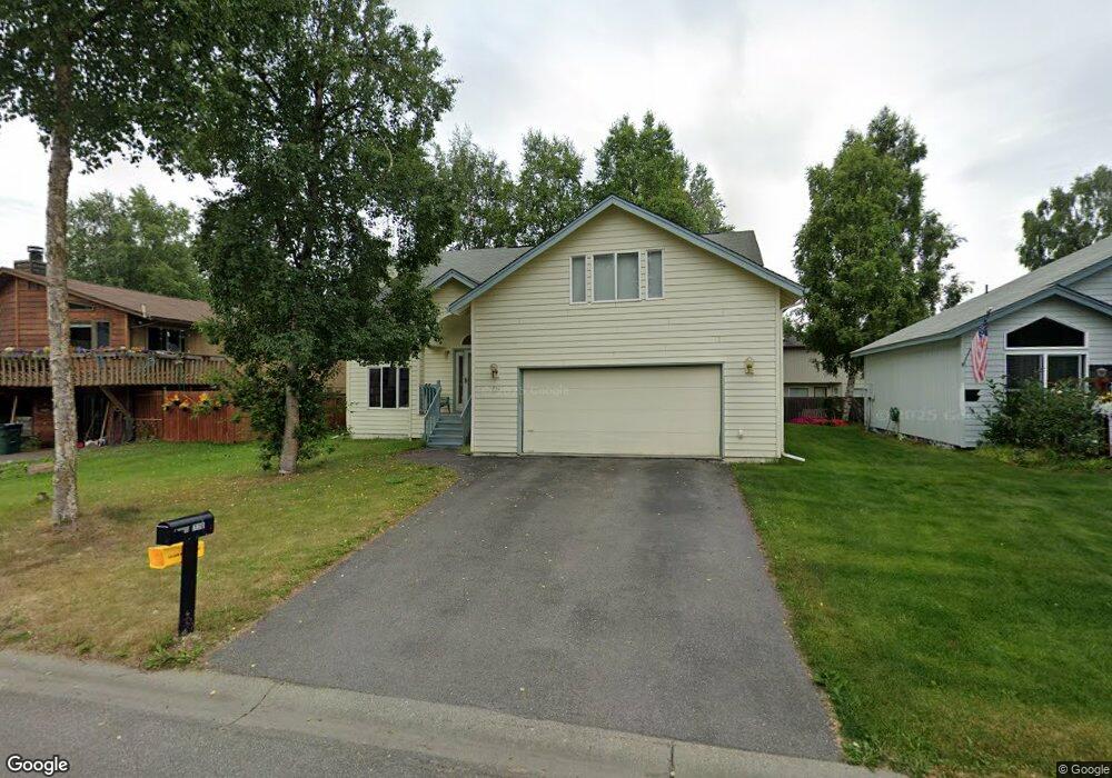 770 Hunt Cir, Anchorage, AK 99504 - photo 1