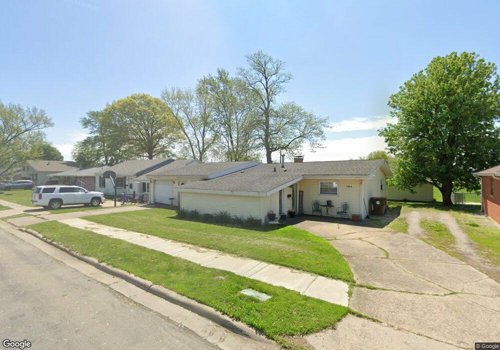 103 Nugent Place, Lincoln, IL 62656 - photo 1