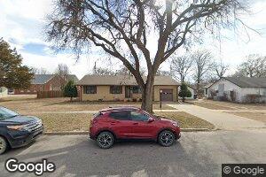 212 E 1st Ave, Caney, KS 67333