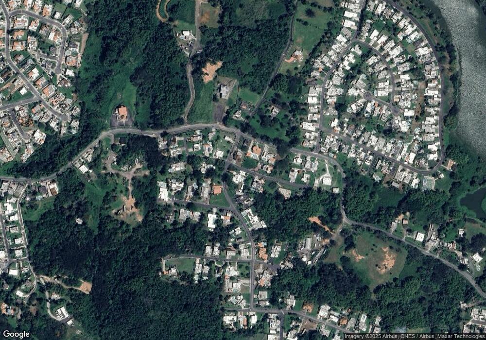 A2 Valley View unit Lake View, Caguas, PR 00725 - photo 1