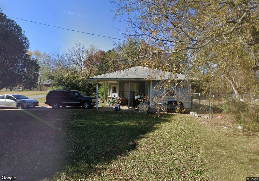 606 W Dixie St, Henryetta, OK 74437 - photo 1