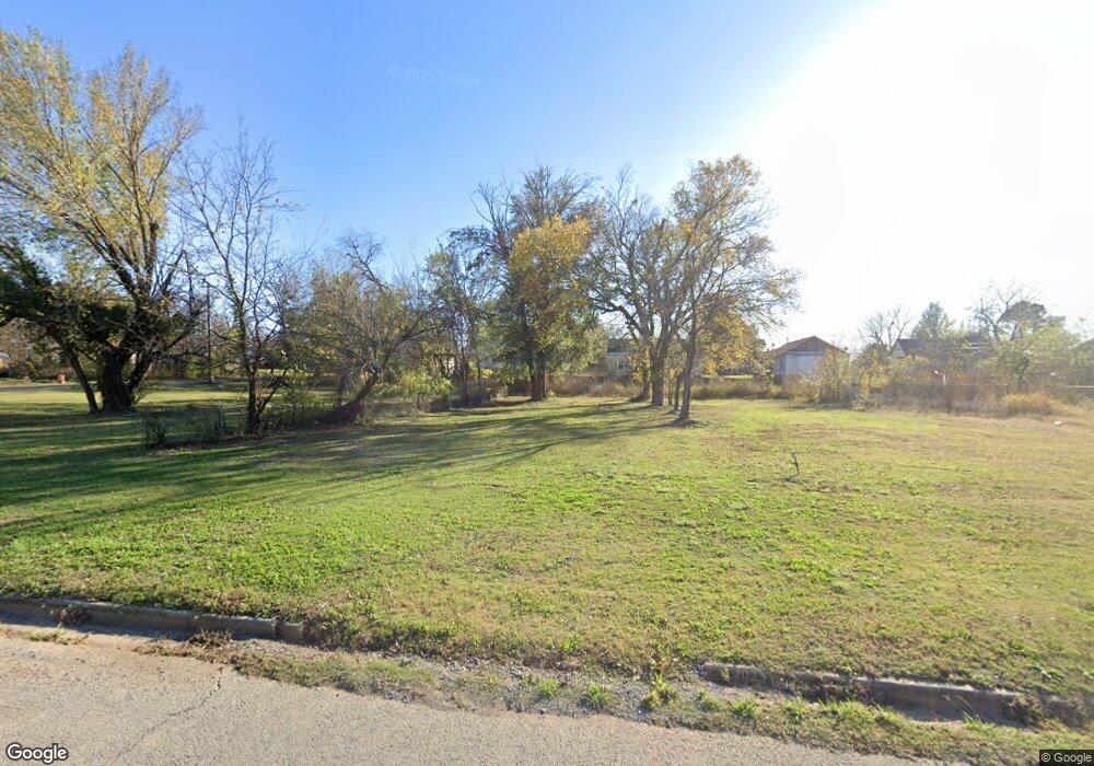 308 W Adams Ave, McAlester, OK 74501 - photo 1