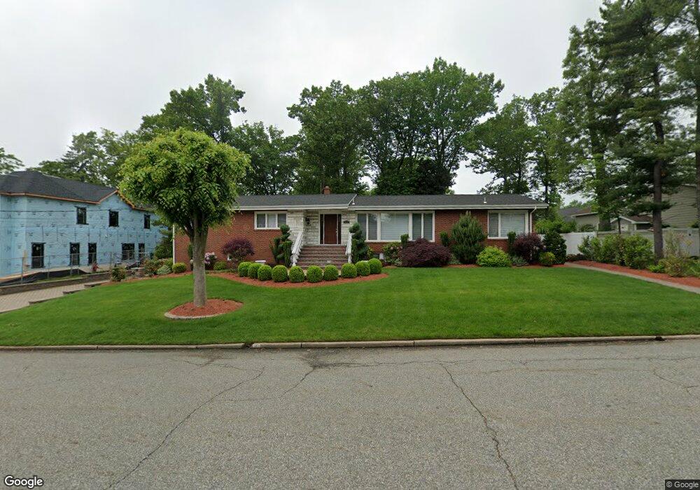 662 Summit St, Englewood Cliffs, NJ 07632 - photo 1