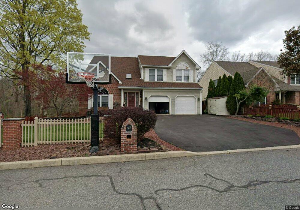 603 Ebersole Rd, Reading, PA 19605 - photo 1