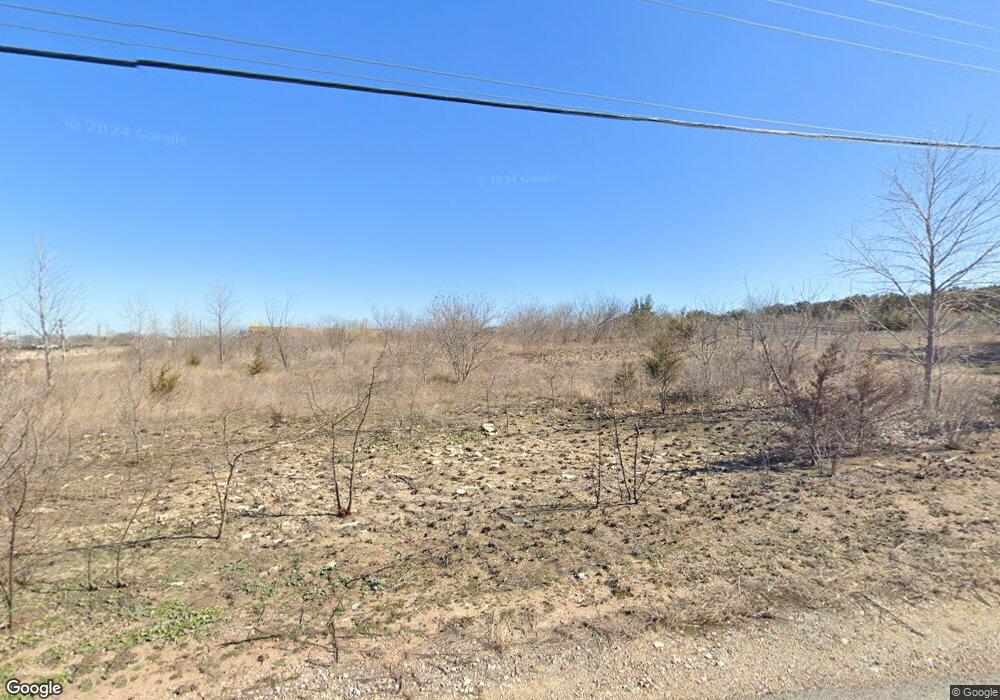 315 E Clifton Rd, Granbury, TX 76049 - photo 1