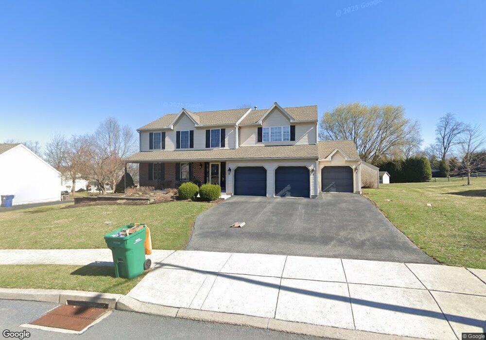 3322 Pequot Dr, Reading, PA 19608 - photo 1