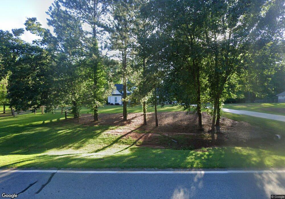 1036 Minix Rd, Sharpsburg, GA 30277 - photo 1