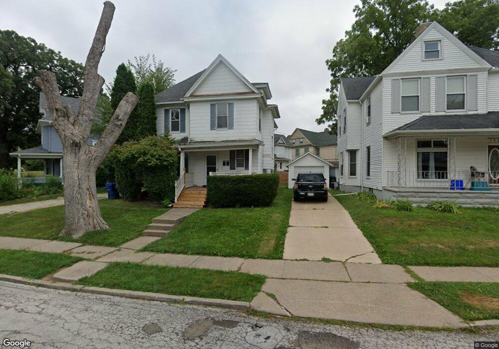 1953 1/2 Walling Ct, Davenport, IA 52803 - photo 1