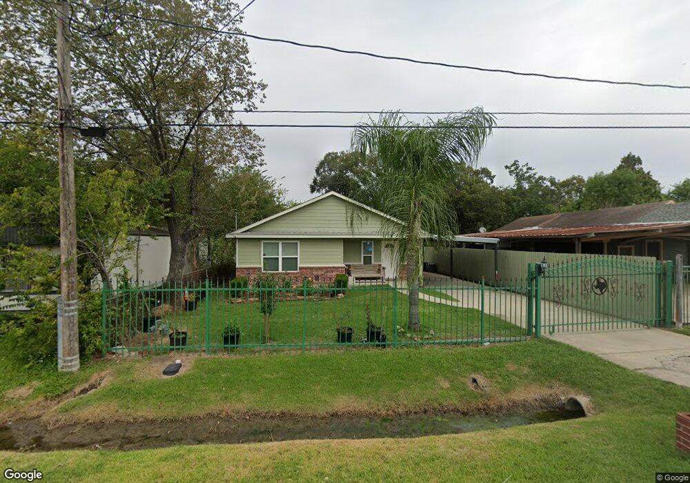 14231 Muscatine St, Houston, TX 77015 - photo 1