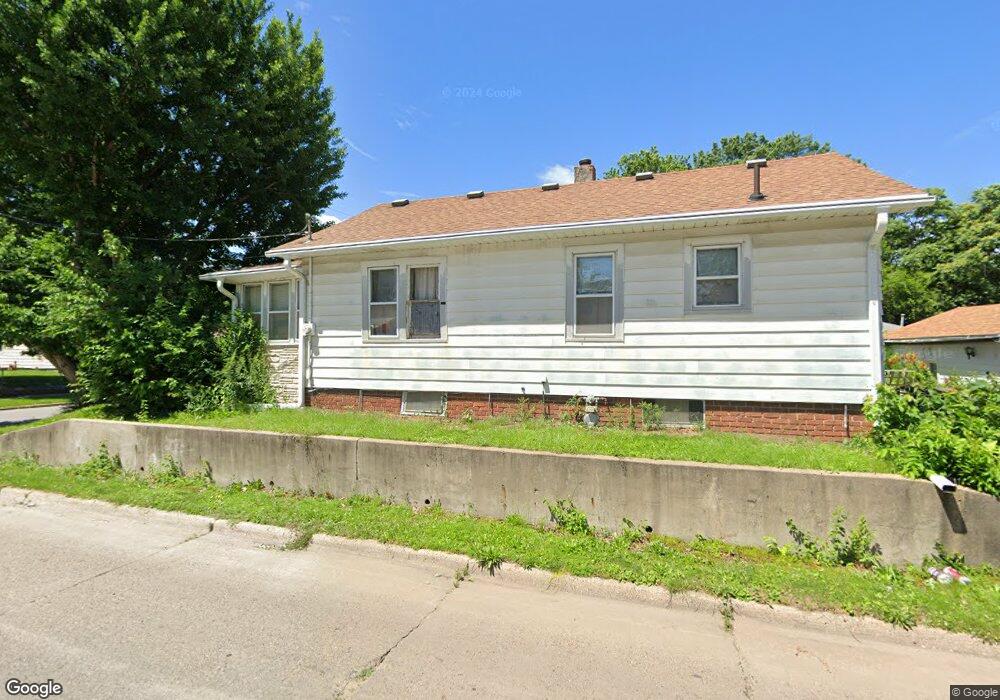 2648 Maple St, Des Moines, IA 50317 - photo 1