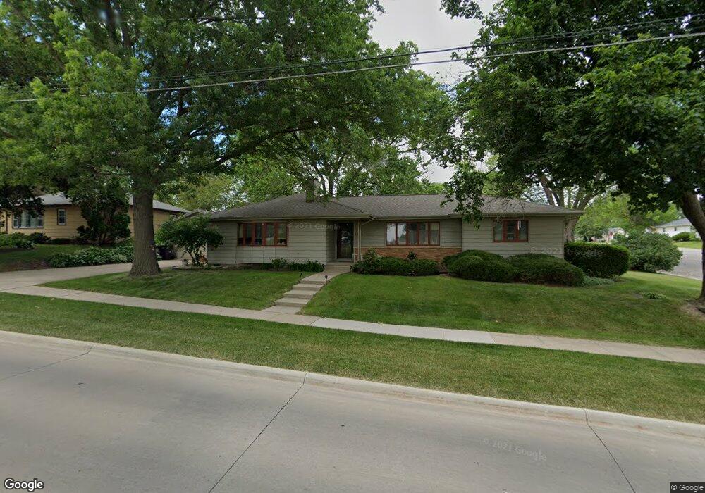 1303 W 12th St, Cedar Falls, IA 50613 - photo 1