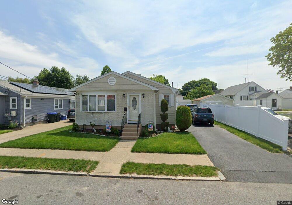 21 Wainwright St, Providence, RI 02908 - photo 1