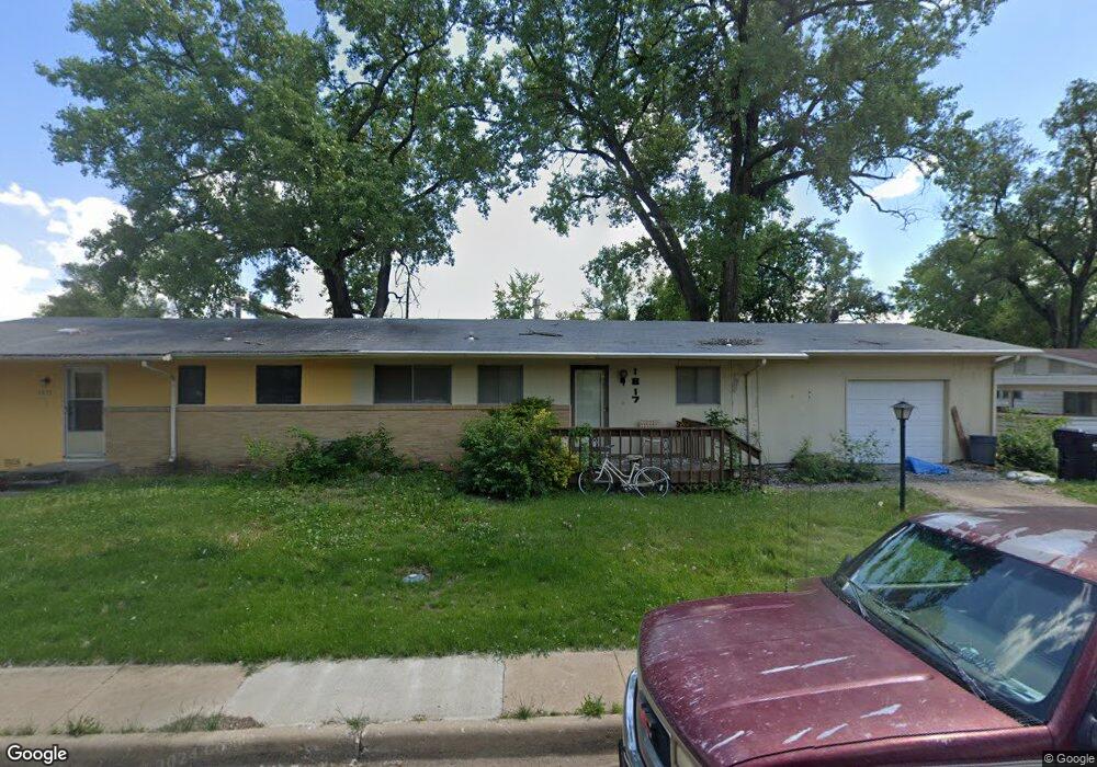 1817 SW 71st St, Topeka, KS 66619 - photo 1