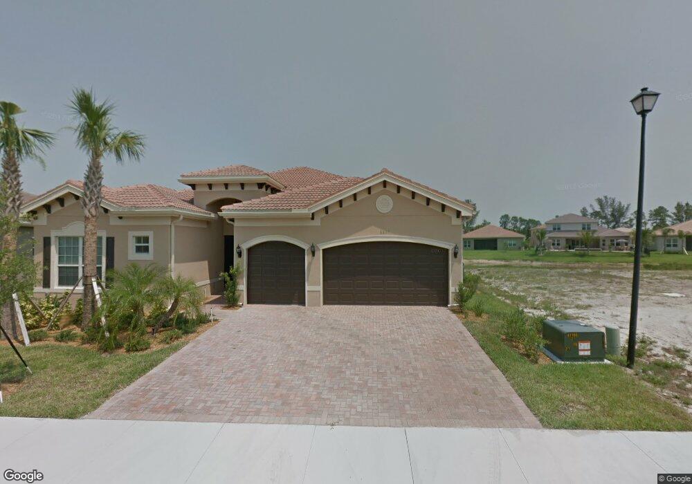 6627 Monterey Point, Naples, FL 34105 - photo 1
