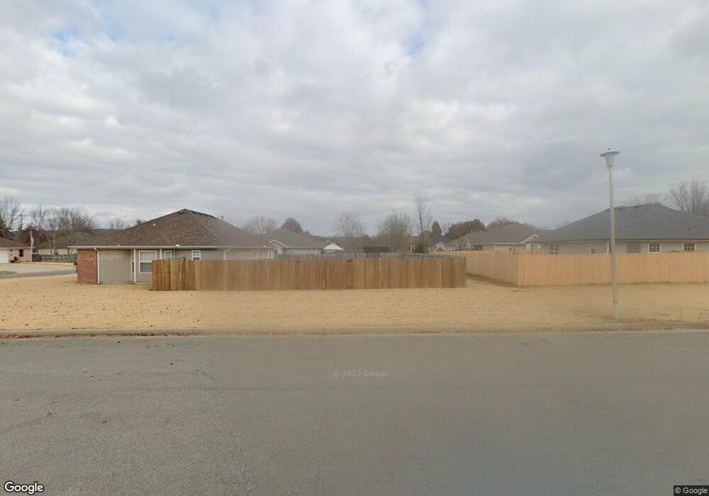 724 Red Fox Ct, Elkins, AR 72727 - photo 1