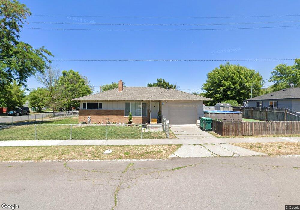 2407 Radcliffe Ave, Klamath Falls, OR 97601 - photo 1