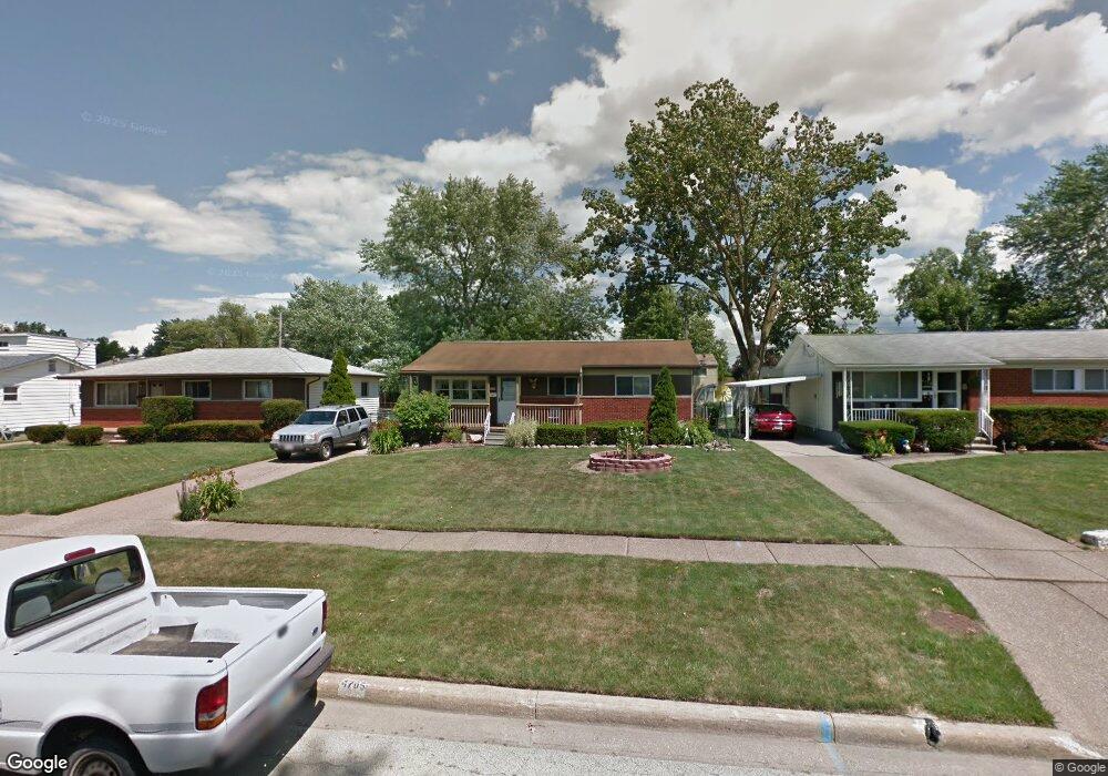 4705 Andover Ave, Lorain, OH 44055 - photo 1