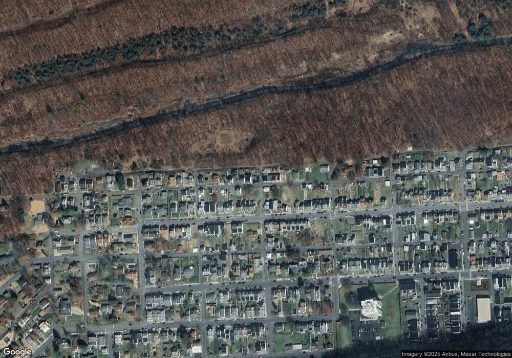 1505 W Independence St, Coal Township, PA 17866 - photo 1