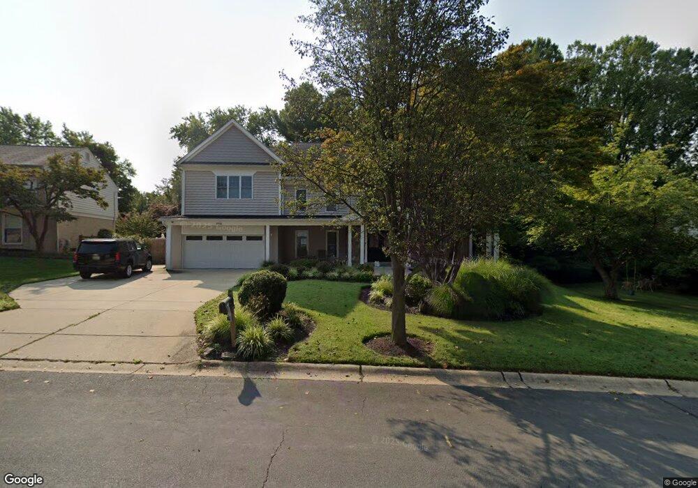 9316 Wooden Bridge Rd, Potomac, MD 20854 - photo 1