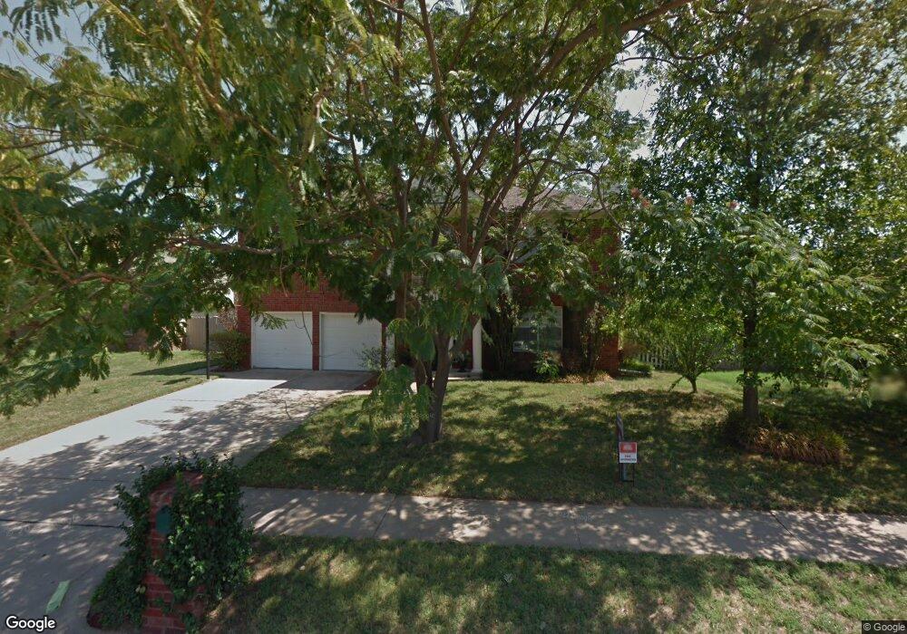 5001 S Narcissus Ave, Broken Arrow, OK 74011 - photo 1