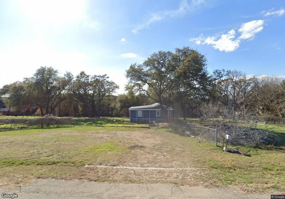 573 Lois Cir, Granbury, TX 76049 - photo 1