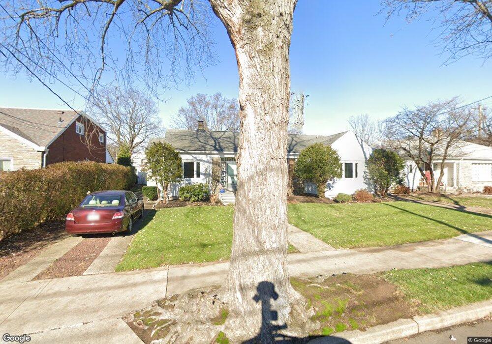 594 Meadowland Ave, Kingston, PA 18704 - photo 1