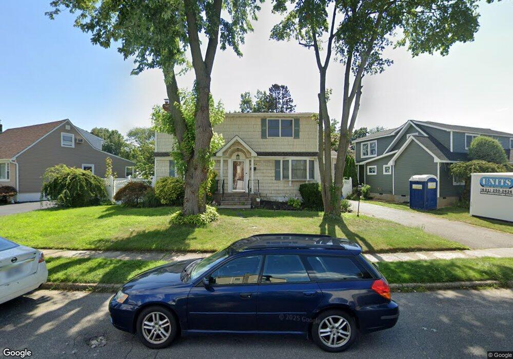 3878 Kingsberry Rd, Seaford, NY 11783 - photo 1