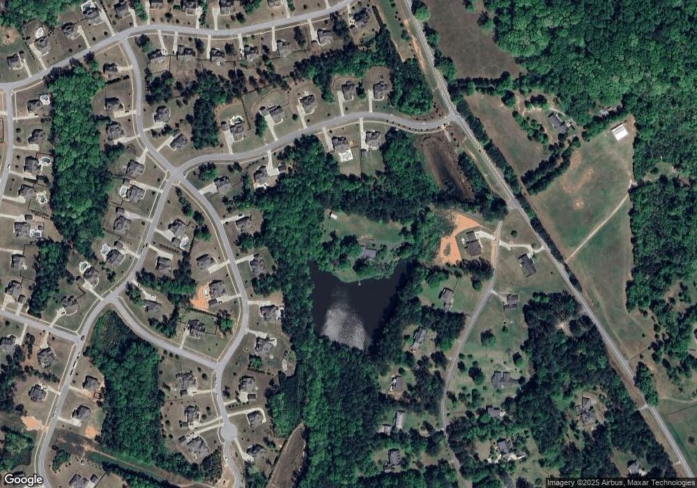 147 E Lake Dr unit 10, 11, 12, Newnan, GA 30265 - photo 1