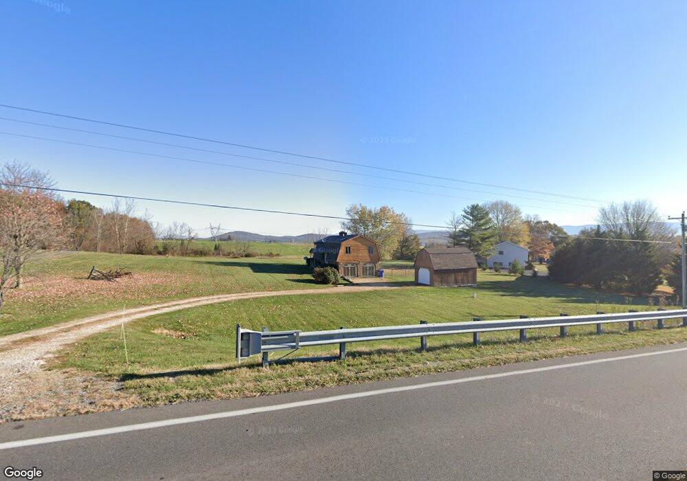 1504 Hermitage Rd, Waynesboro, VA 22980 - photo 1