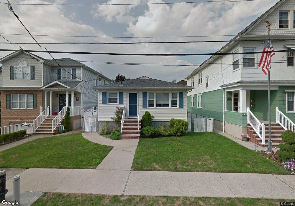 353 Maine Ave, Staten Island, NY 10314 - photo 1