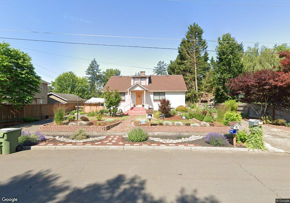 1014 Charles St, Newberg, OR 97132 - photo 1