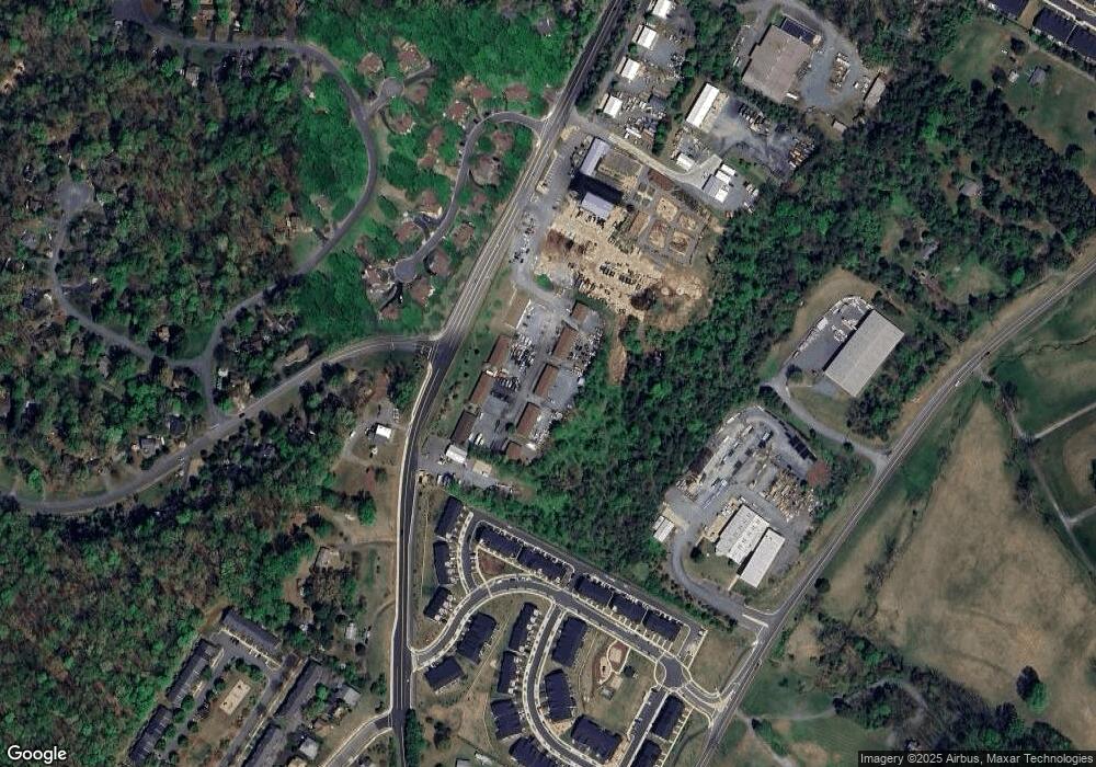 1995 Snow Point Ln unit 5, Charlottesville, VA 22902 - photo 1