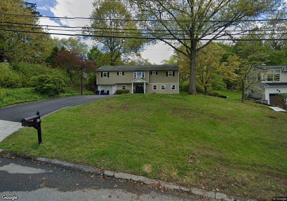 69 Stephen Dr, Pleasantville, NY 10570 - photo 1