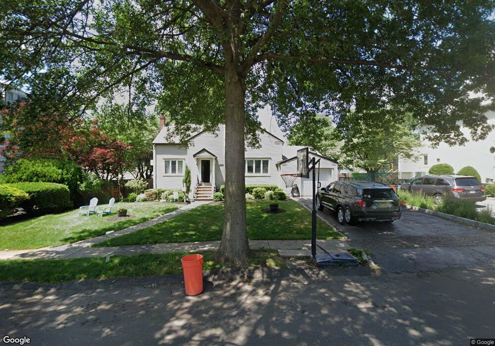 136 New York Ave, Dumont, NJ 07628 - photo 1