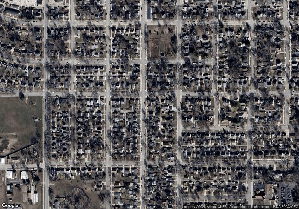 911 4th Ave SW, Austin, MN 55912 - photo 1