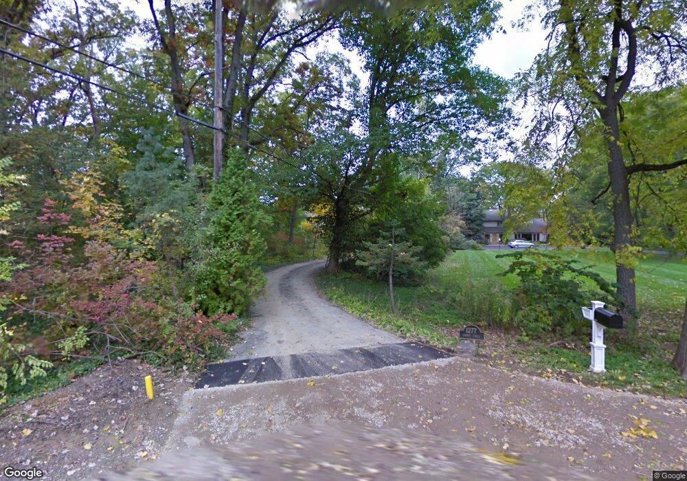 1277 Harrow Cir, Bloomfield Hills, MI 48304 - photo 1