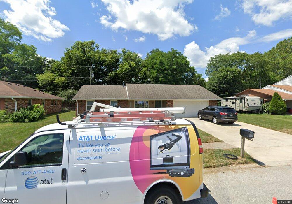 1004 Ridgewood Dr, Plainfield, IN 46168 - photo 1