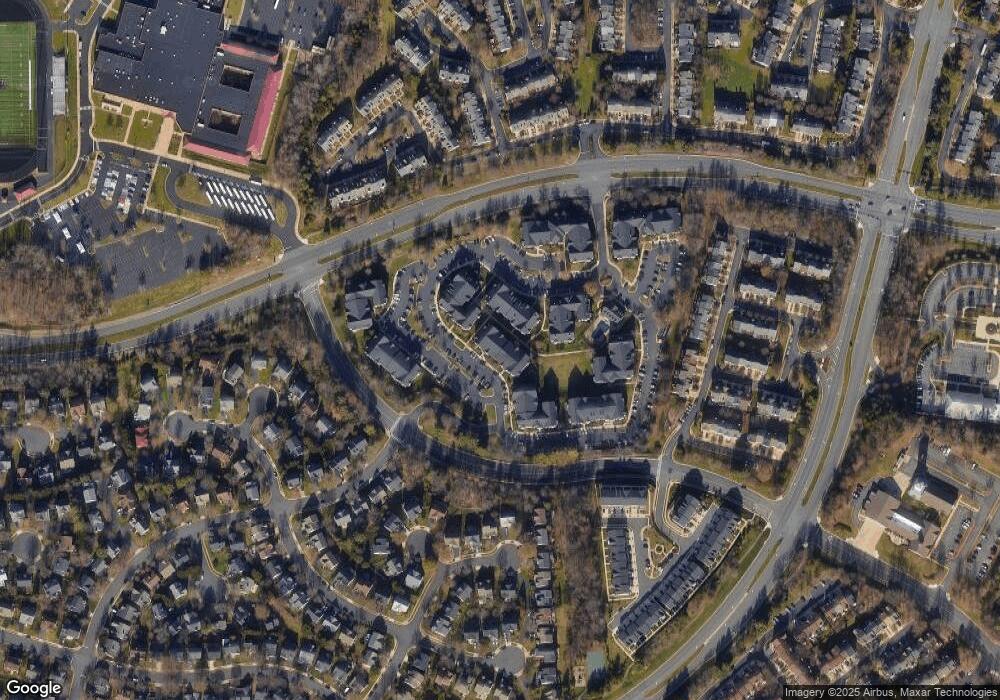 46606 Drysdale Terrace unit 201, Sterling, VA 20165 - photo 1