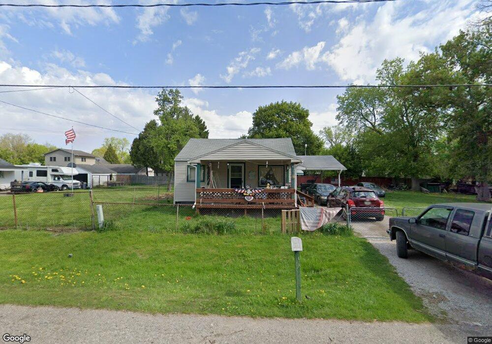 1030 W Judd Rd, Flint, MI 48507 - photo 1