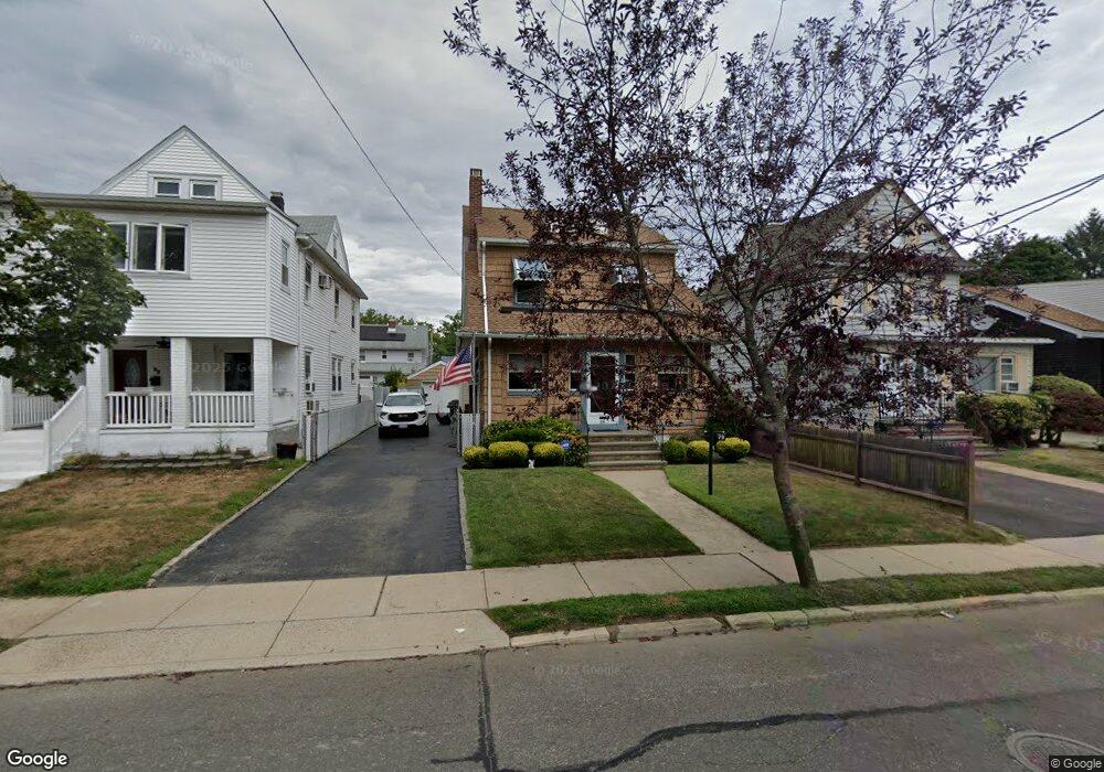 79 Lyon Place, Lynbrook, NY 11563 - photo 1