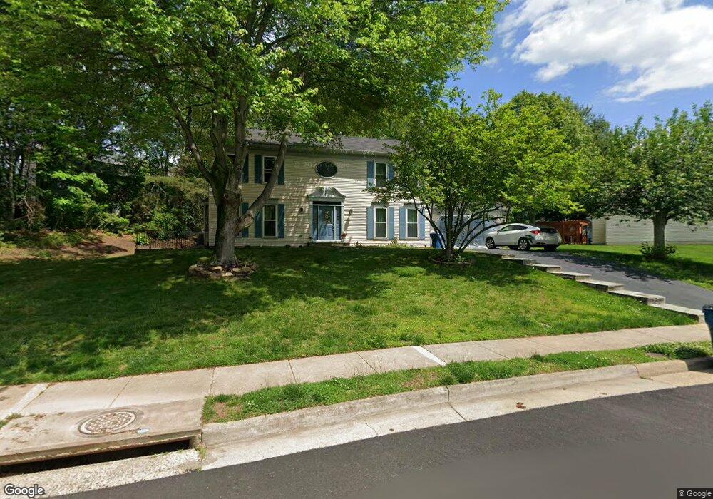 7851 Roundabout Way, Springfield, VA 22153 - photo 1