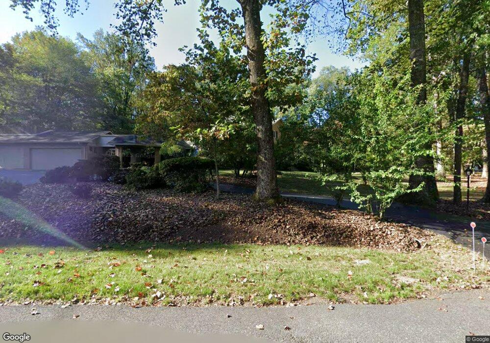 8540 Horseshoe Ln, Potomac, MD 20854 - photo 1