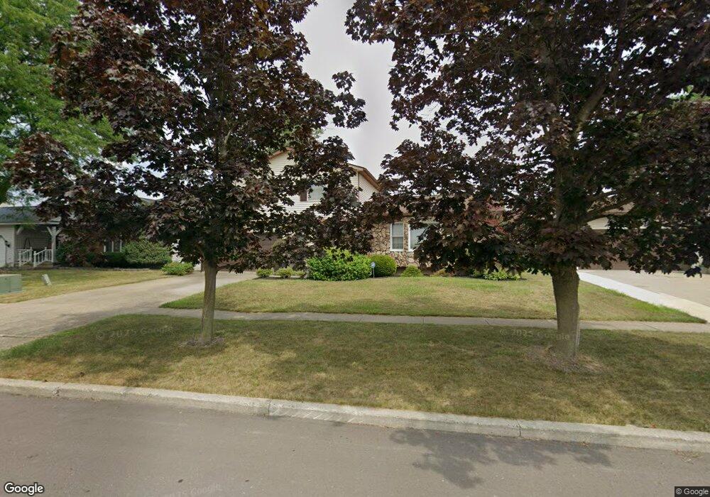 1165 Doebler Dr, North Tonawanda, NY 14120 - photo 1