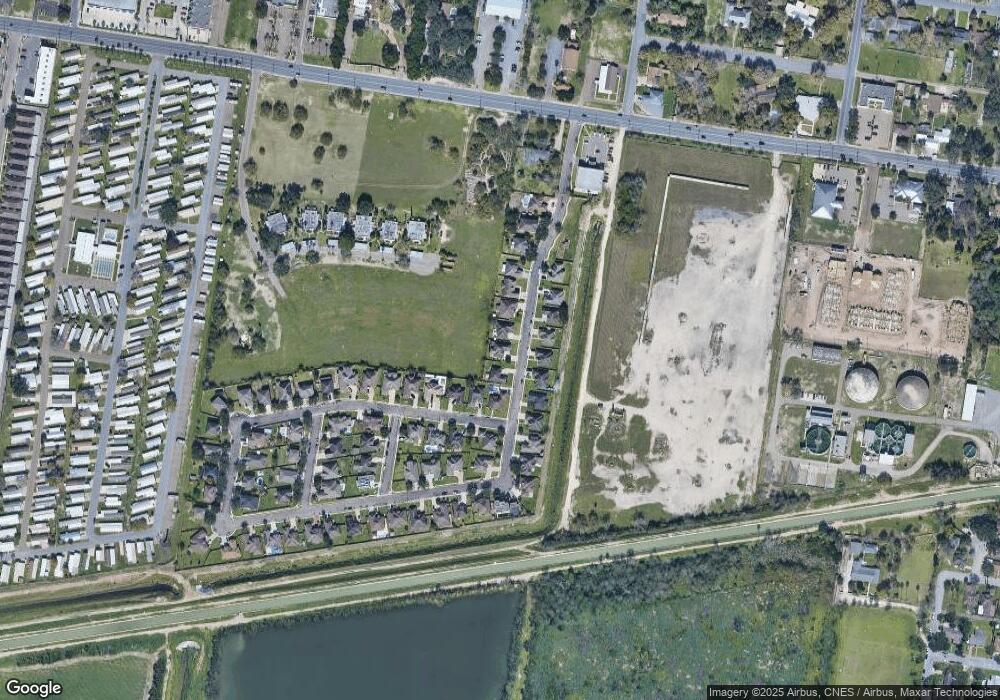 1004 S Flag St, Pharr, TX 78577 - photo 1